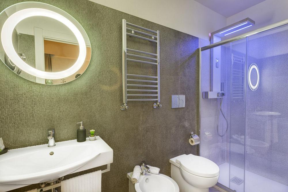 First Suites Roma